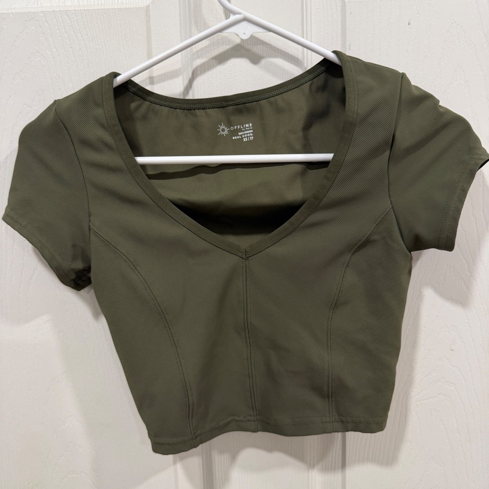 OFFLINE by Aerie Goals Ribbed Short Sleeve Crop Top Olive Green XS W77Y9W95
